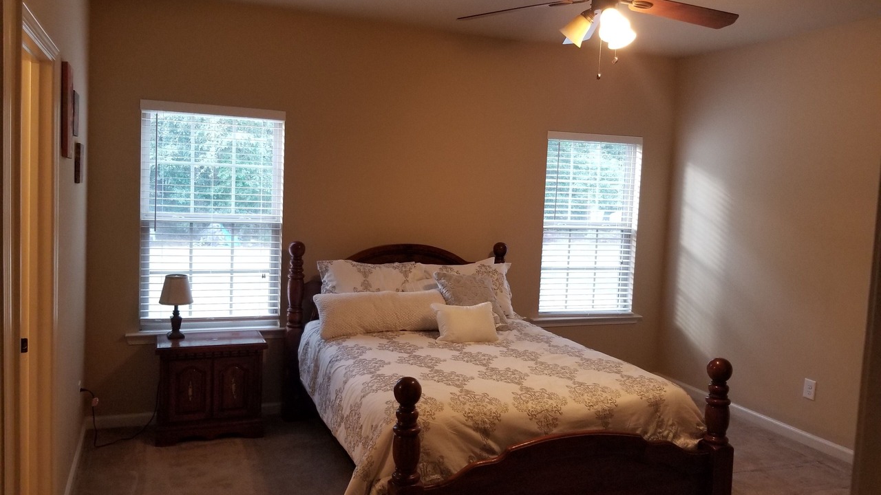 Photo of Bedroom in Grovetown
