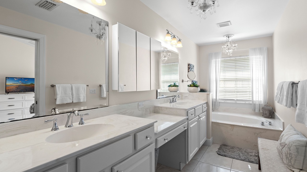 Photo of Bathroom in Boulevard Village and Tennis