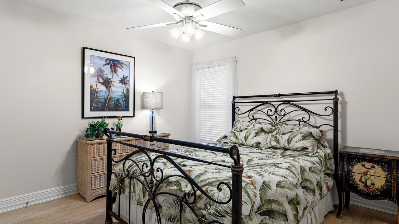 Photo of Bedroom in Boulevard Village and Tennis