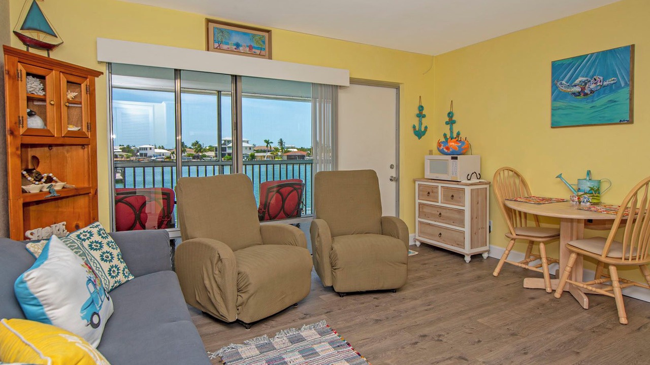 Photo of Livingroom in Isles of Capri