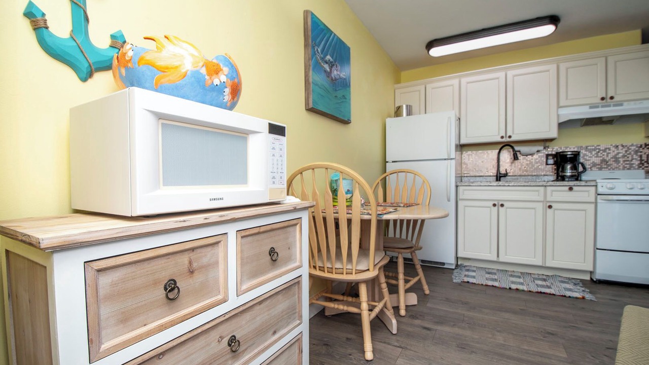 Photo of Kitchen in Isles of Capri