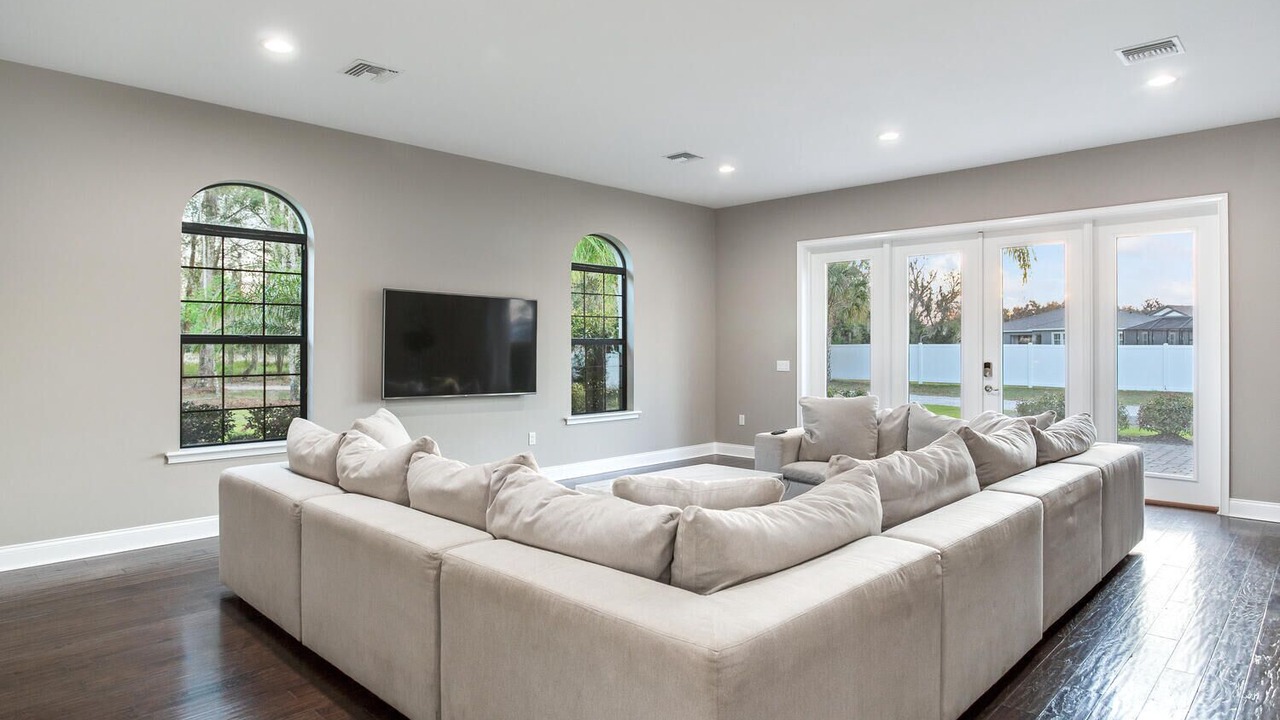 Photo of Livingroom in Fish Hawk