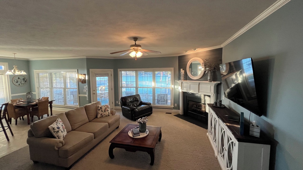 Photo of Livingroom in Leesville