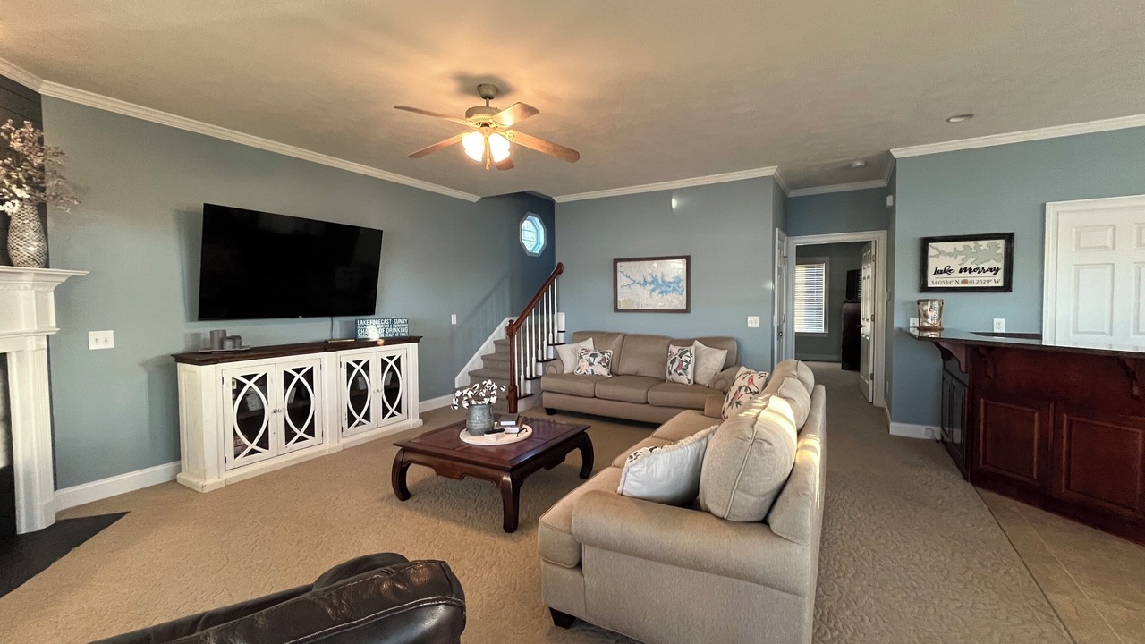 Photo of Livingroom in Leesville