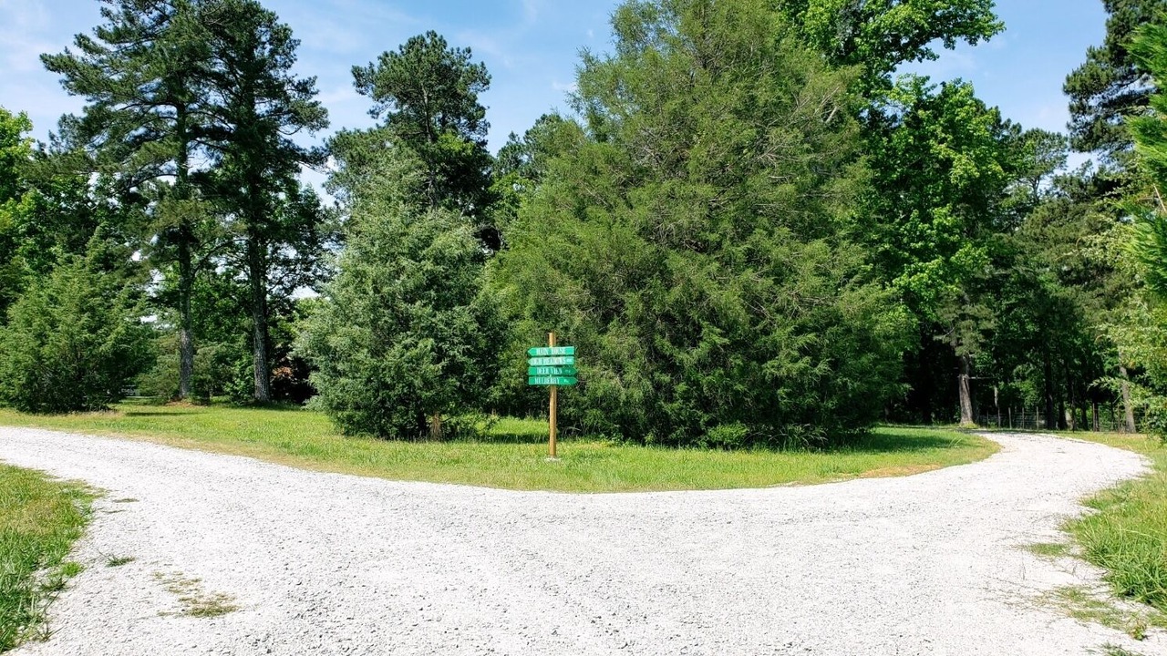 Photo of Others in Grovetown