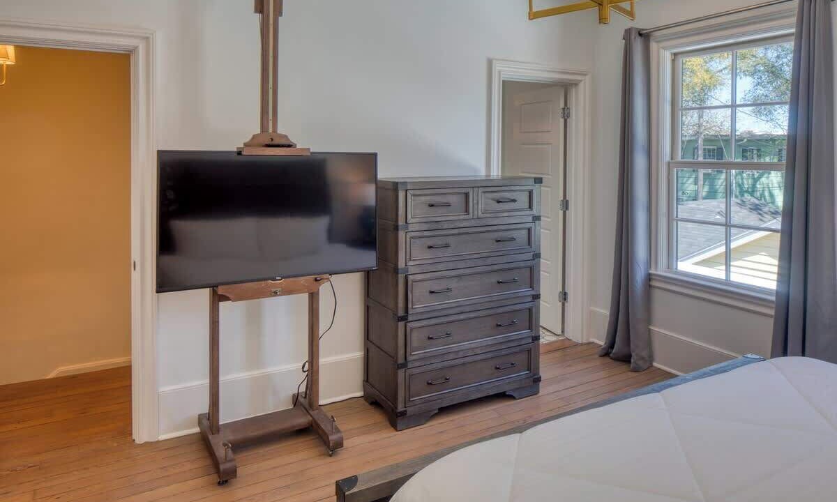 Photo of Bedroom in Hitch Village - Fred Wessels Homes