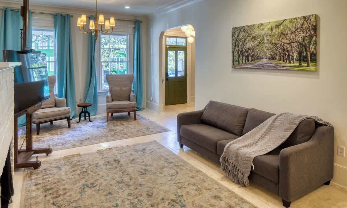 Photo of Livingroom in Hitch Village - Fred Wessels Homes