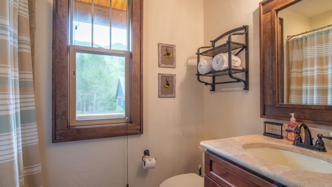 Photo of Bathroom in Cullowhee