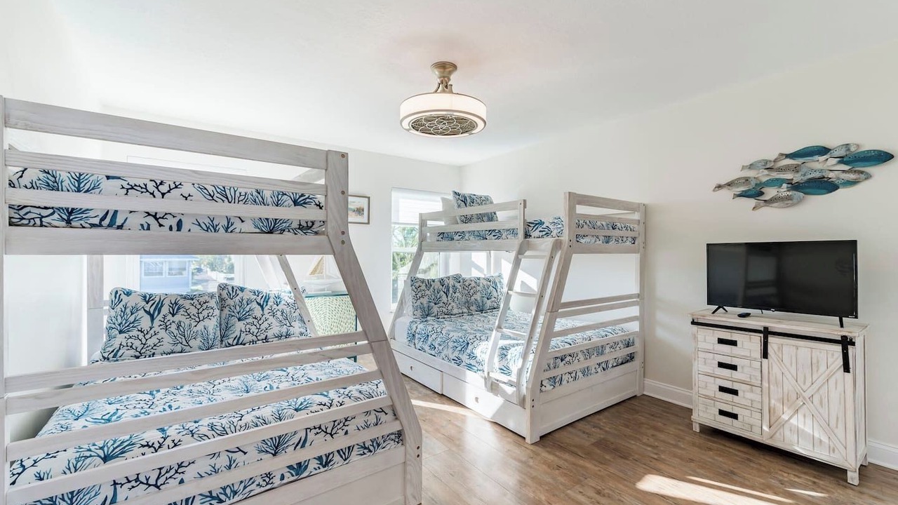 Photo of Bedroom in Whitney Beach