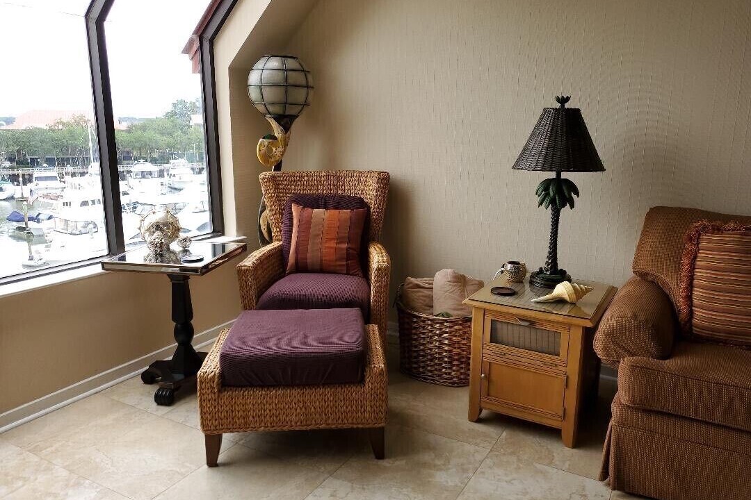 Photo of Livingroom in Shelter Cove