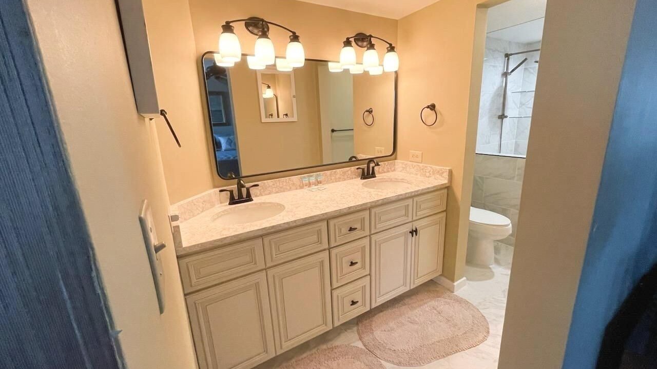 Photo of Bathroom in Shelter Cove