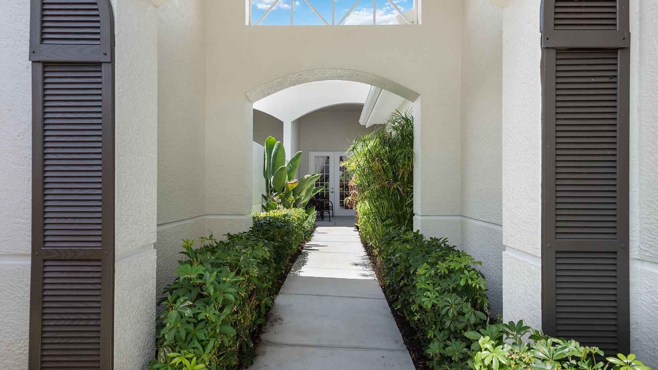 Photo of Outdoor in Naples