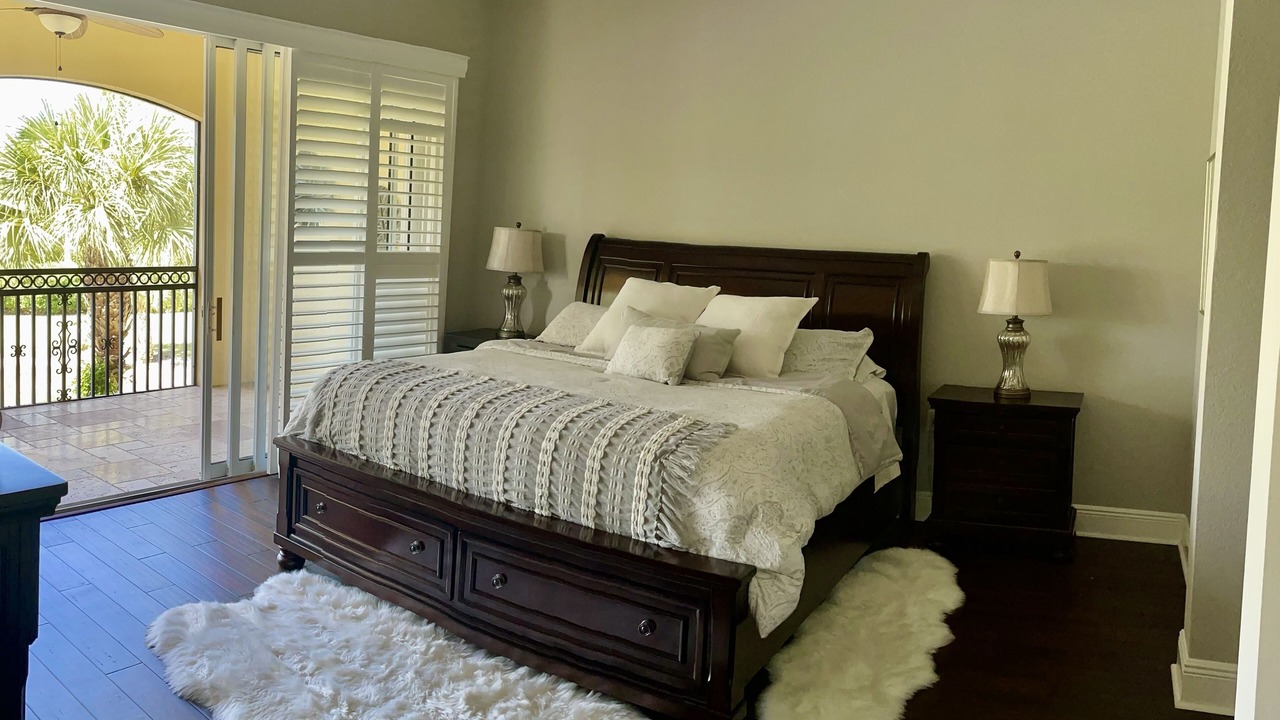 Photo of Bedroom in Naples