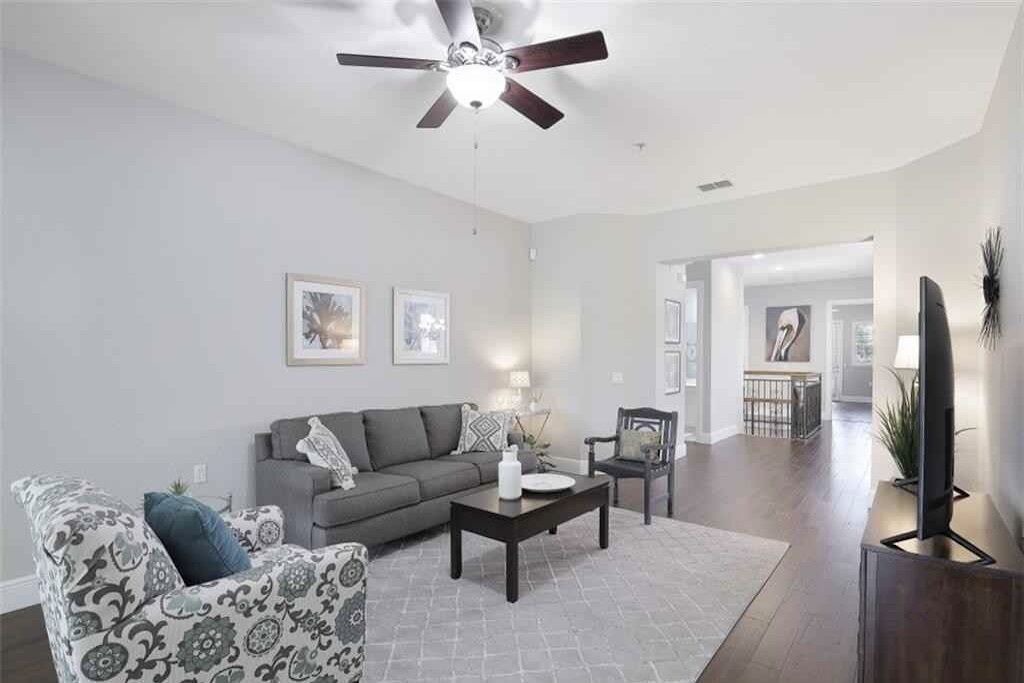 Photo of Livingroom in Naples