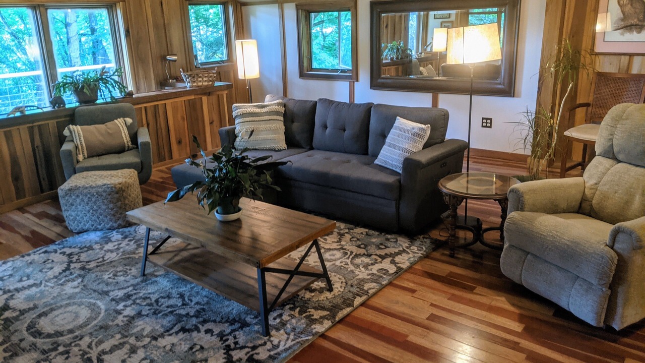Photo of Livingroom in Glenville