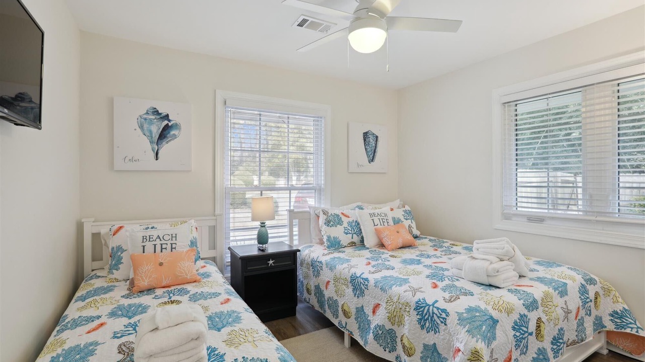 Photo of Bedroom in Folly Field