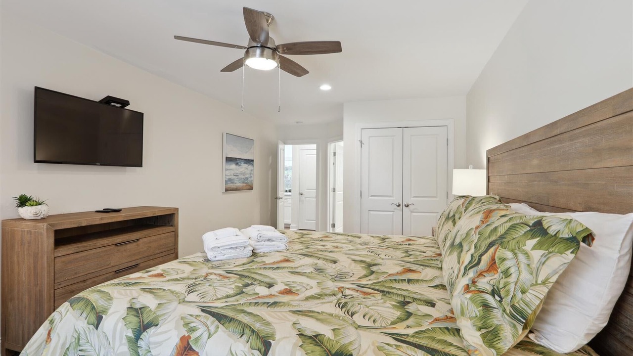 Photo of Bedroom in Folly Field