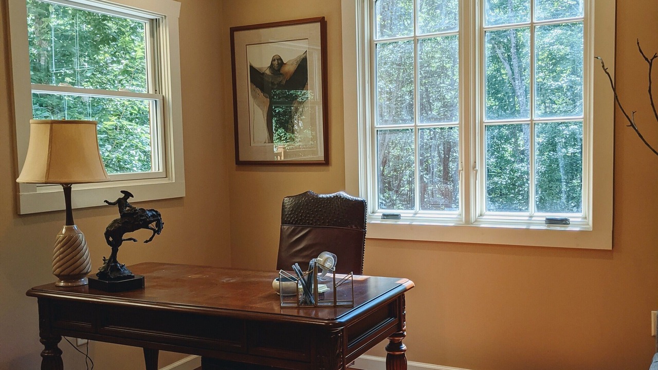 Photo of Bedroom in Sunset