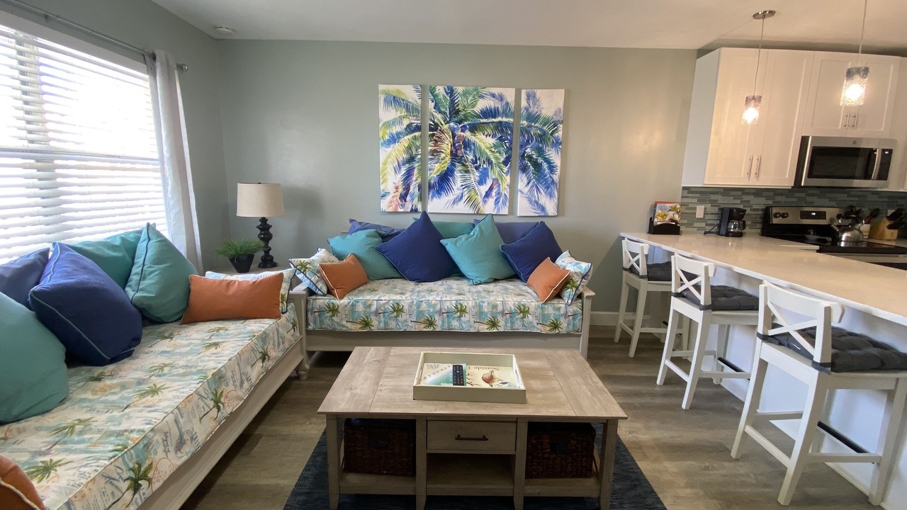 Photo of Livingroom in Treasure Island