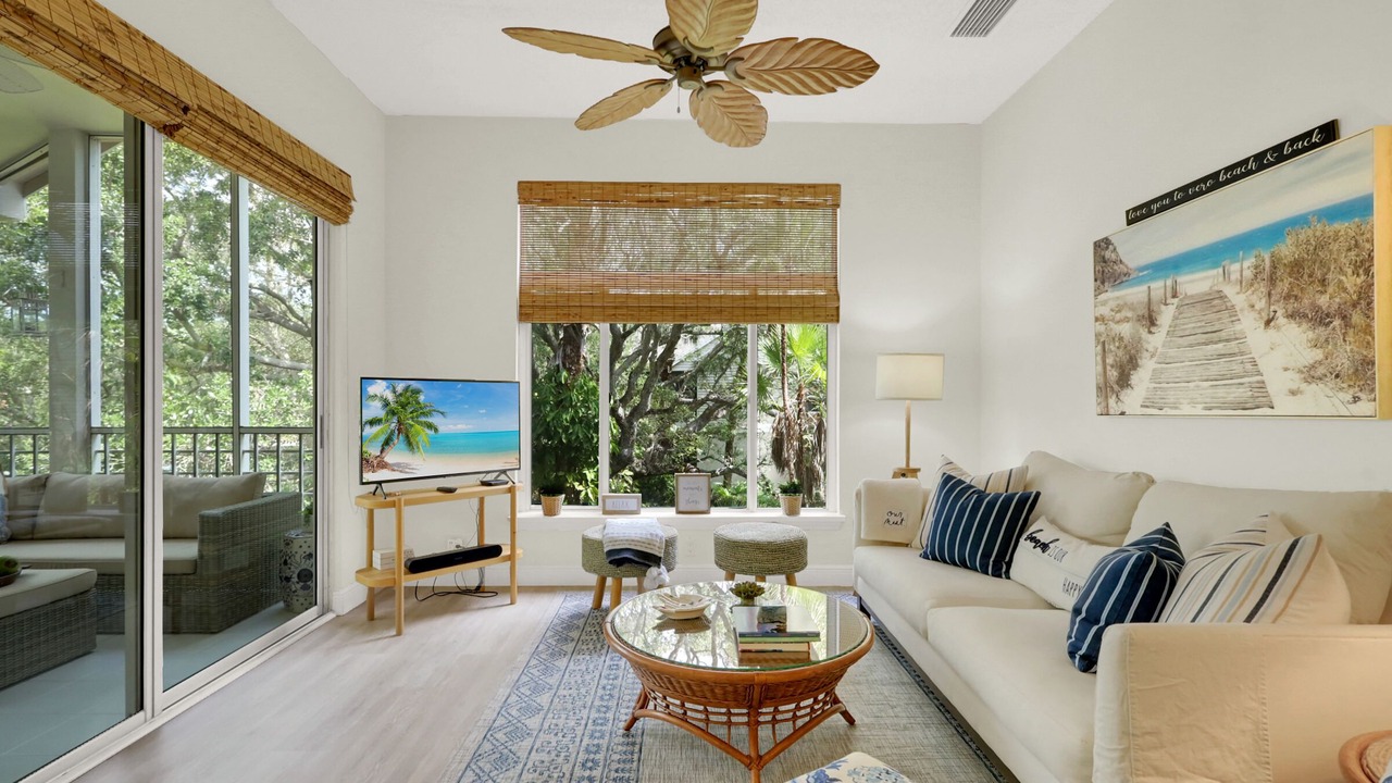 Photo of Livingroom in Wabasso Beach