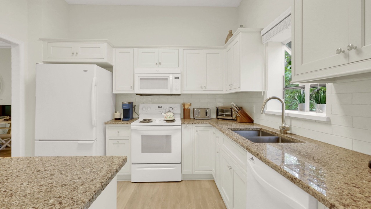 Photo of Kitchen in Wabasso Beach