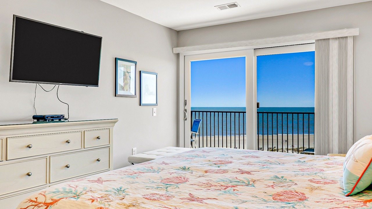 Photo of Bedroom in Folly Field
