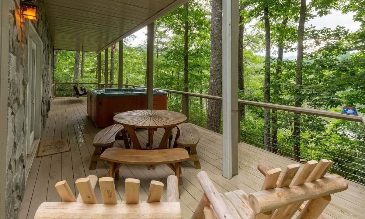 Photo of Outdoor in Tuckasegee