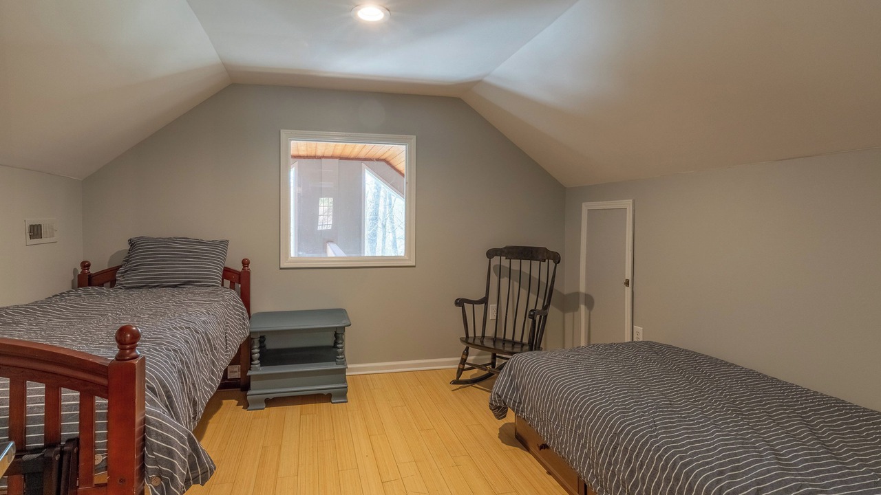 Photo of Bedroom in Tuckasegee