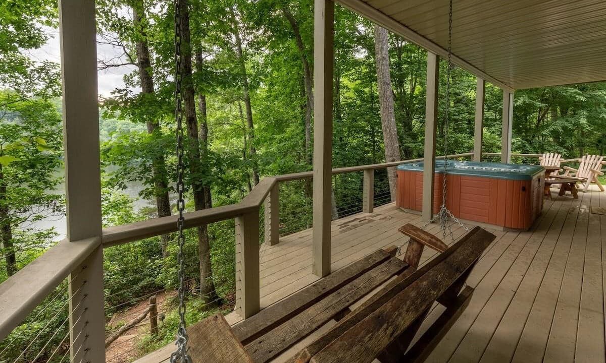 Photo of Patio Balcony in Tuckasegee