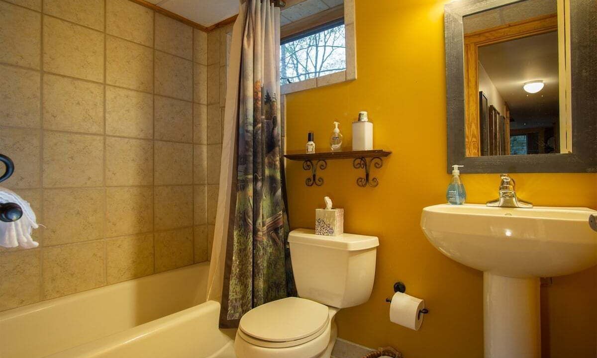 Photo of Bathroom in Brevard