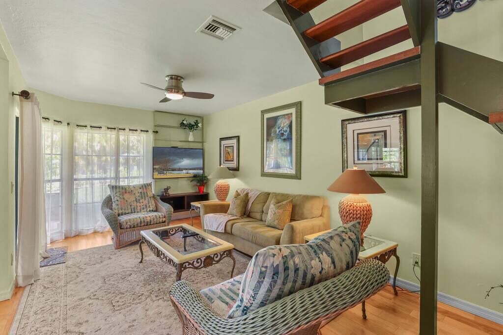 Photo of Livingroom in Kings Lake