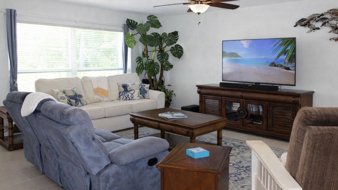 Photo of Livingroom in Florida Ridge