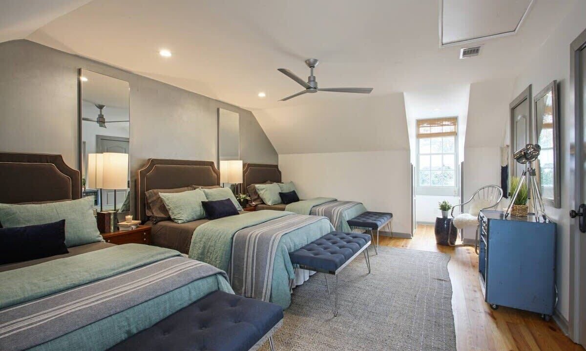 Photo of Bedroom in Beach Institute