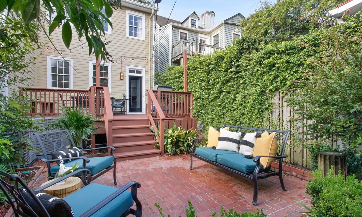 Photo of Patio Balcony in Beach Institute