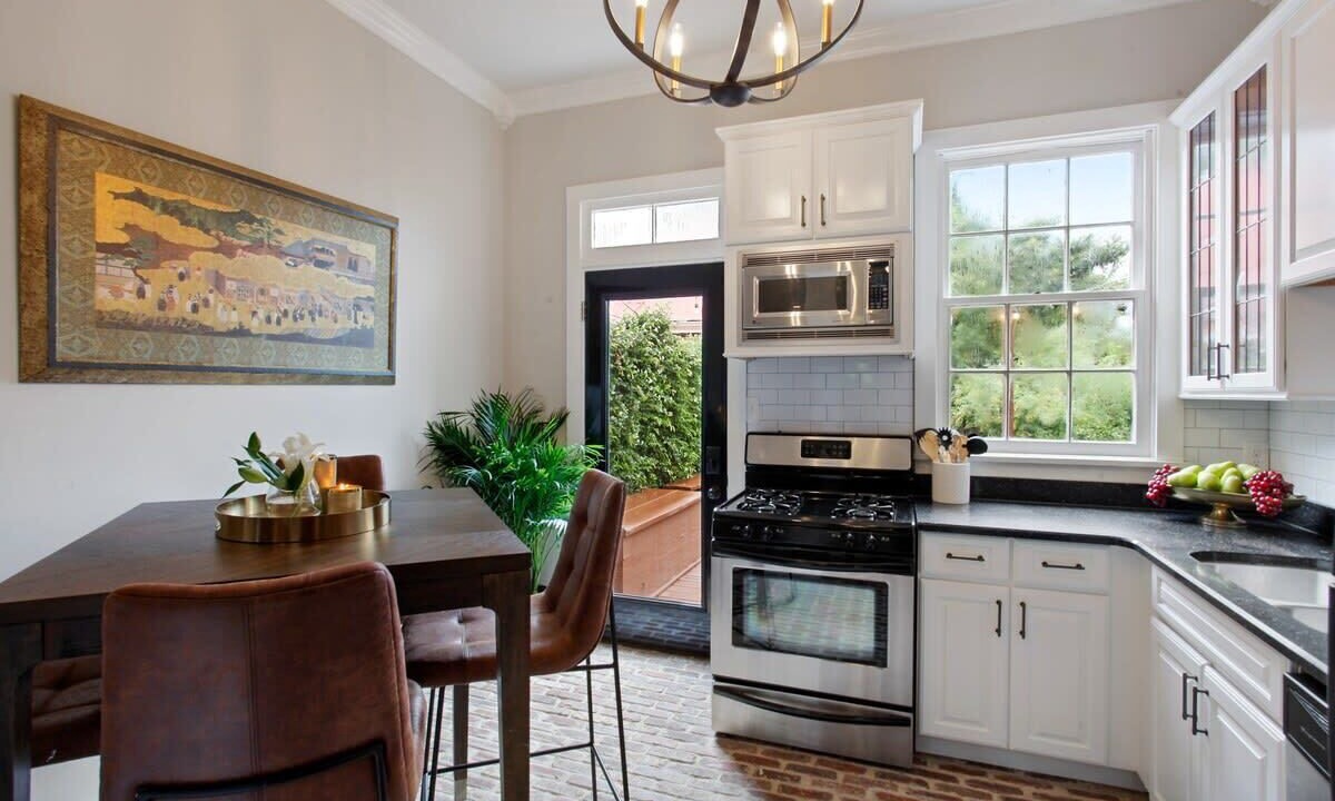 Photo of Kitchen in Beach Institute