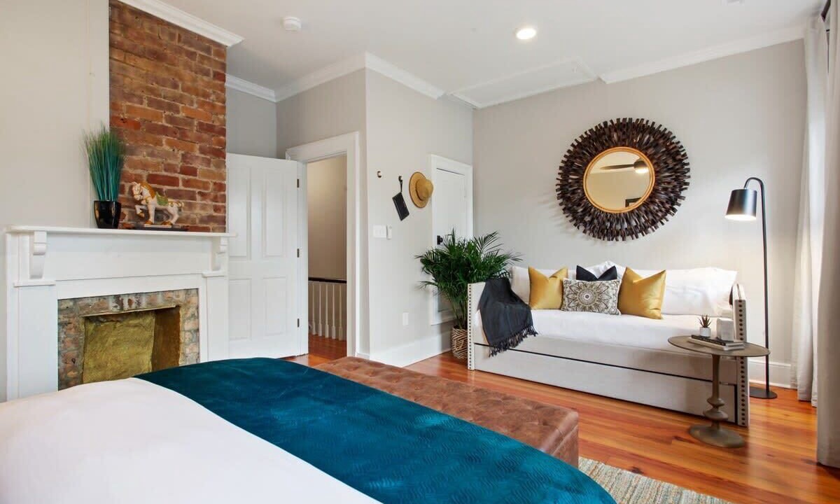 Photo of Bedroom in Beach Institute