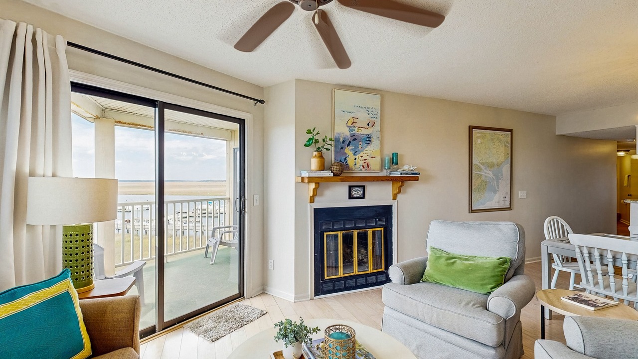 Photo of Livingroom in Edisto Island