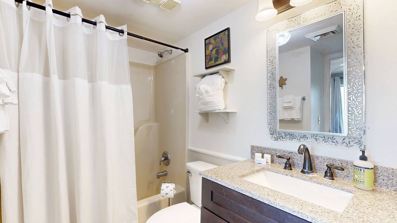 Photo of Bathroom in Edisto Island