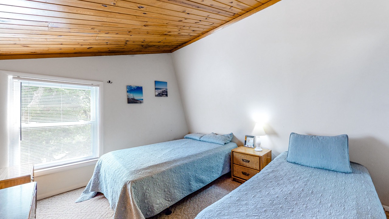 Photo of Bedroom in Ocean Ridge