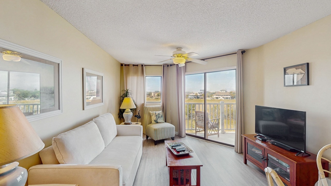 Photo of Livingroom in Edisto Island