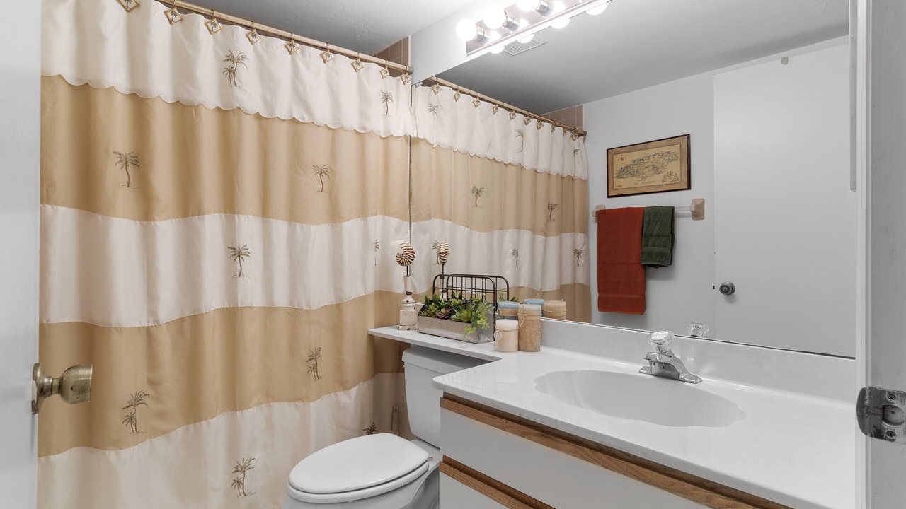 Photo of Bathroom in Kings Lake