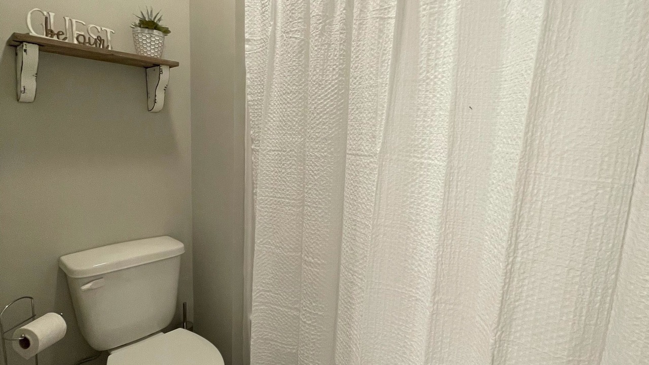Photo of Bathroom in Folkston