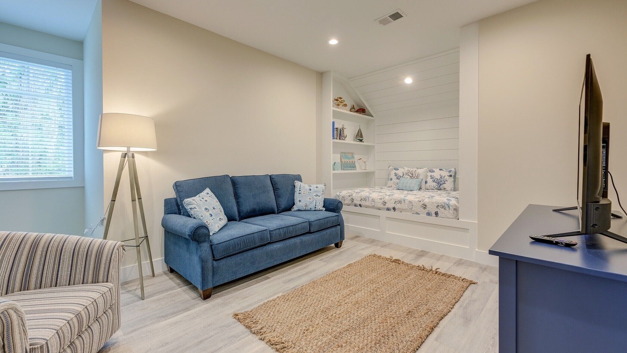 Photo of Bedroom in North Forest Beach