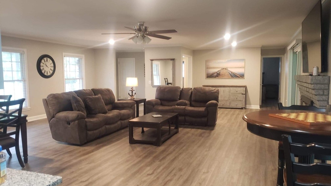 Photo of Livingroom in Northlake