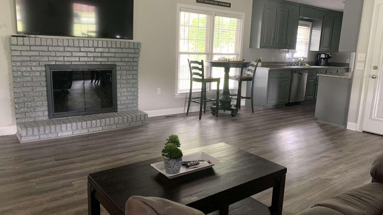 Photo of Livingroom in Northlake