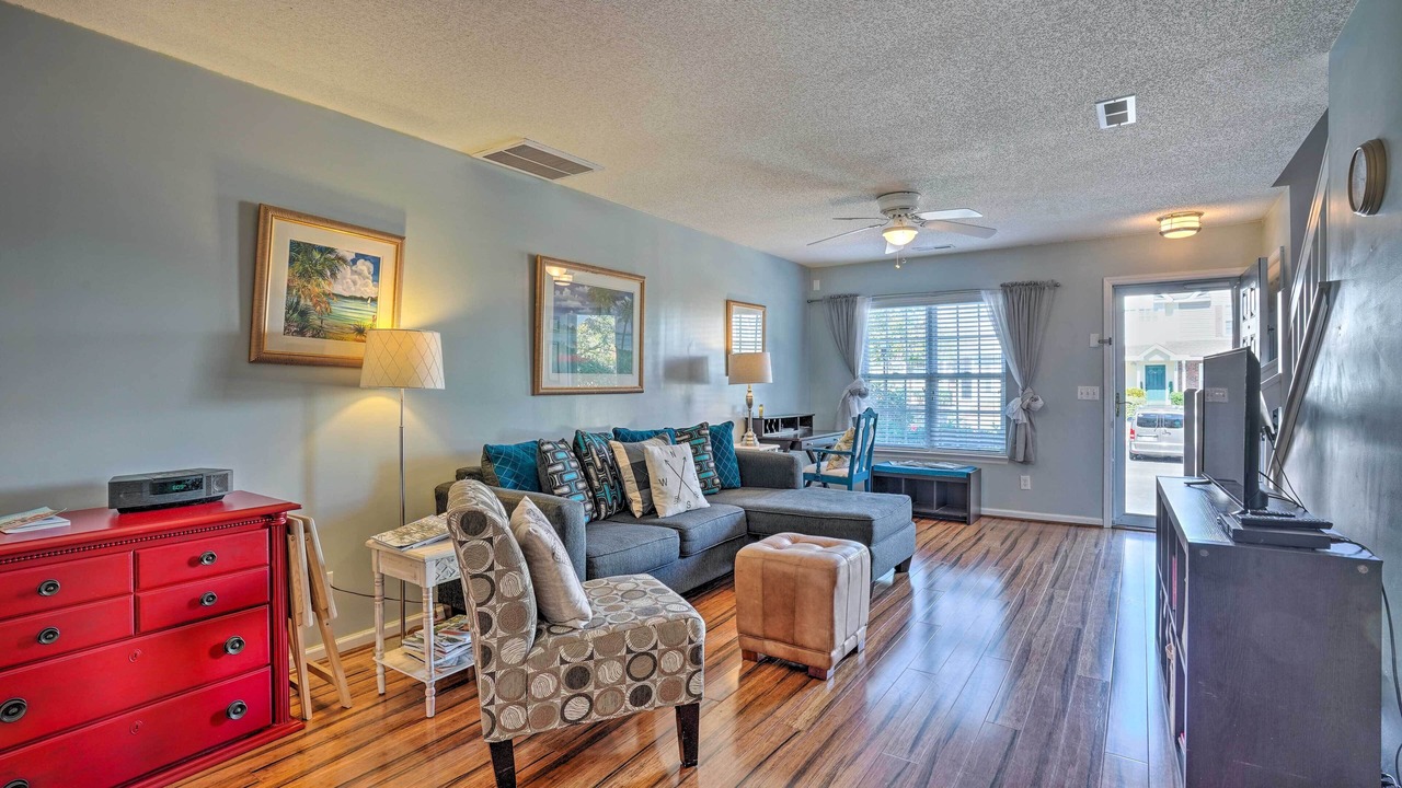 Photo of Livingroom in Charleston