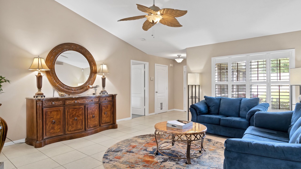 Photo of Livingroom in Sebastian Highlands