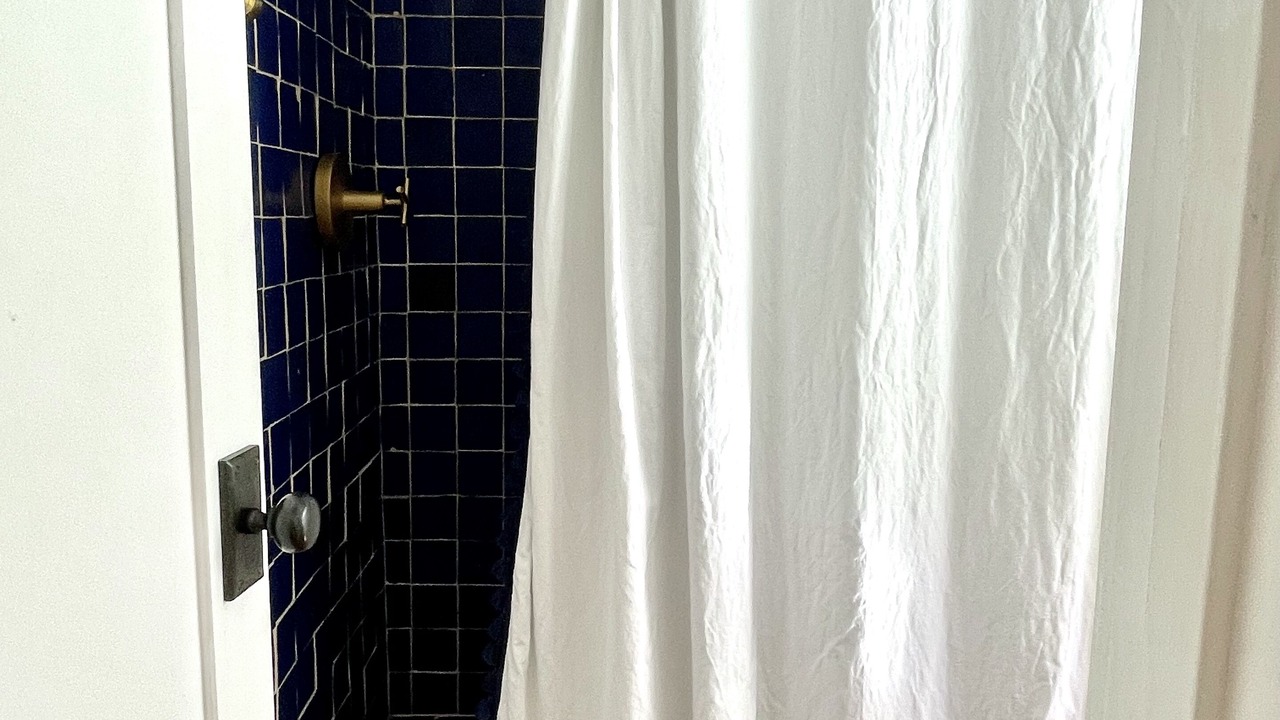 Photo of Bathroom in Beach Institute