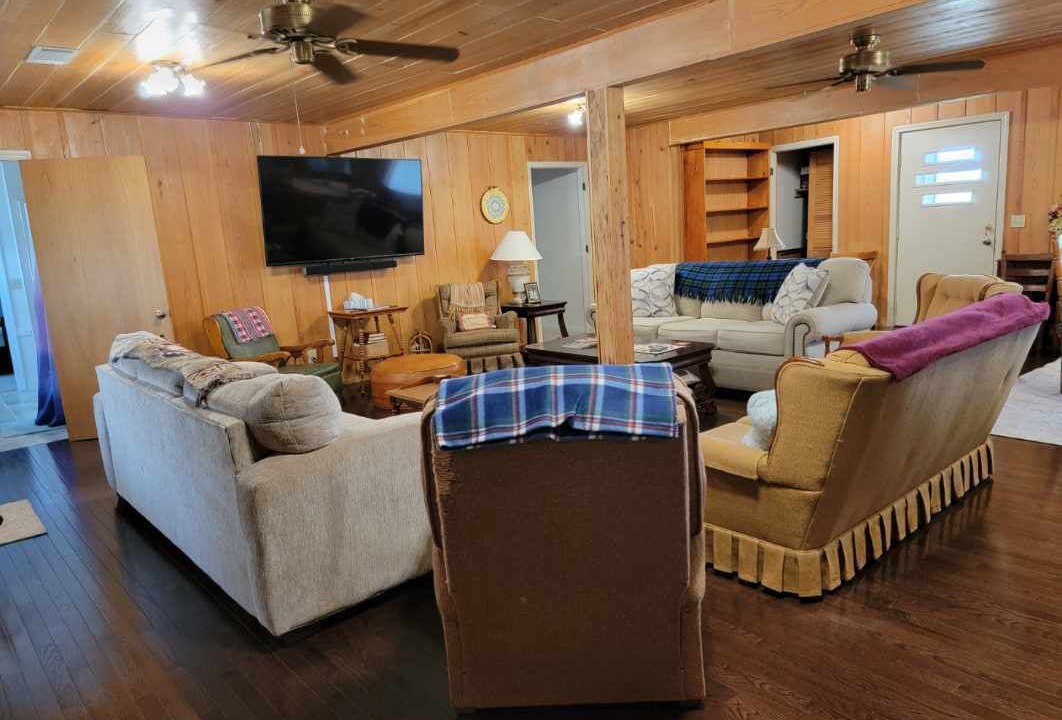 Photo of Livingroom in Ashburn