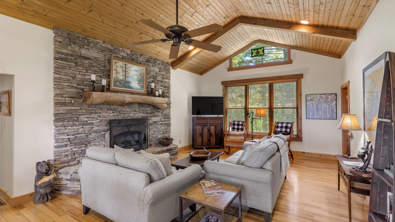 Photo of Livingroom in Glenville